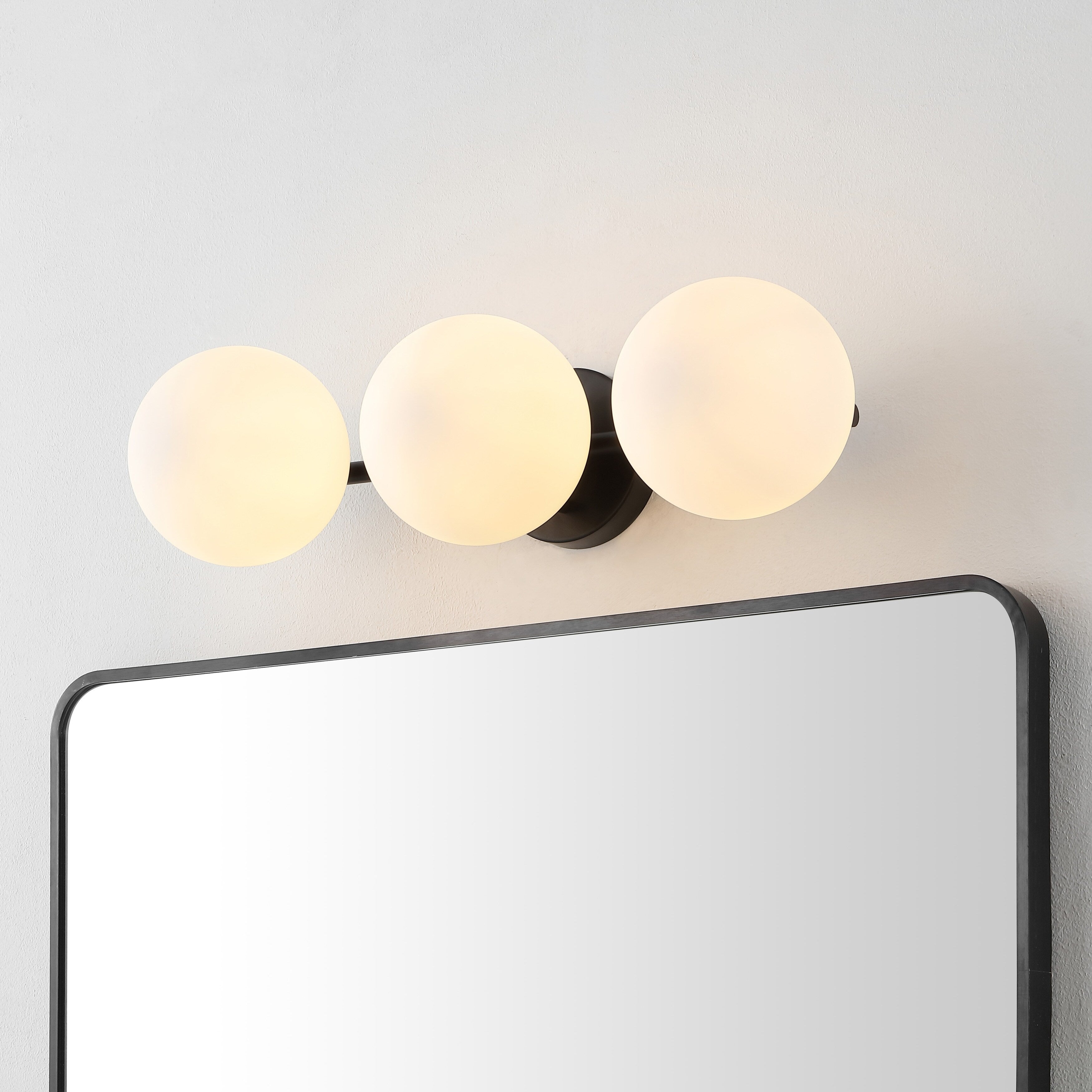 SAFAVIEH Lighting Lambrini 21 Traditional Wall Sconce (3-Bulb) - 6 W x 8 D x 21 H - 21Wx8Dx6H